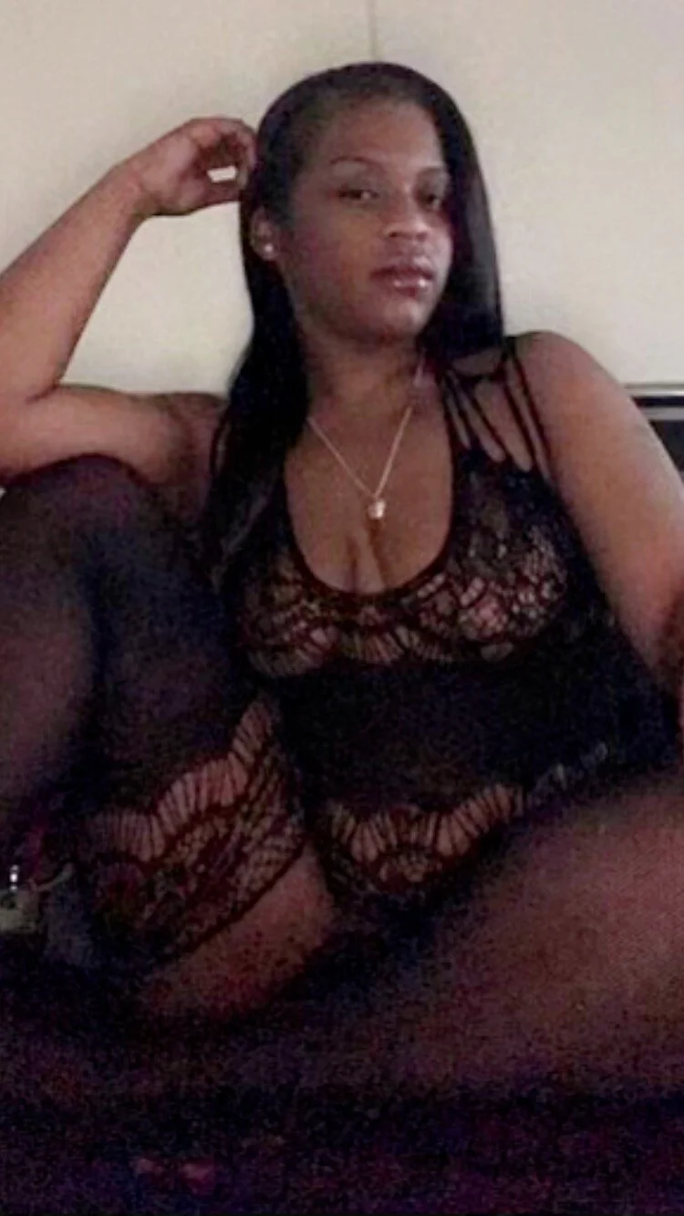 XXX Porn Photo of Nude Prettynthick12 7