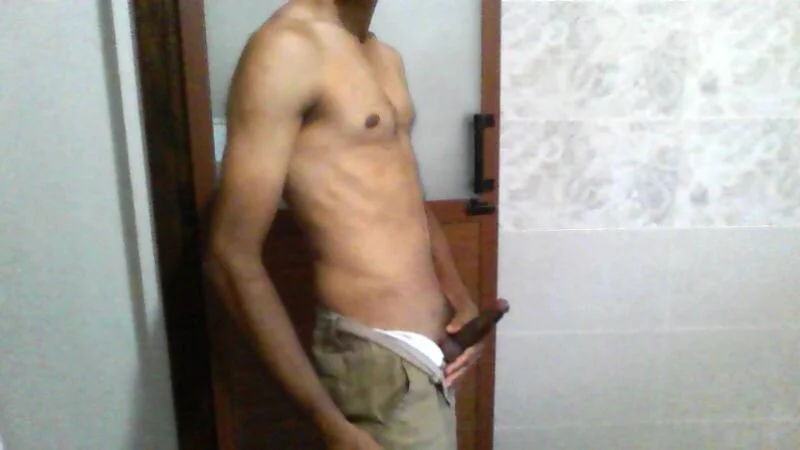 XXX Porn Photo of Nude sexysambboy 3