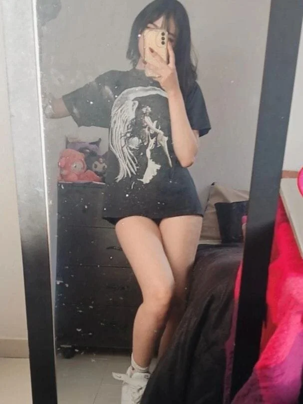 XXX Porn Photo of Nude ela_petit 4