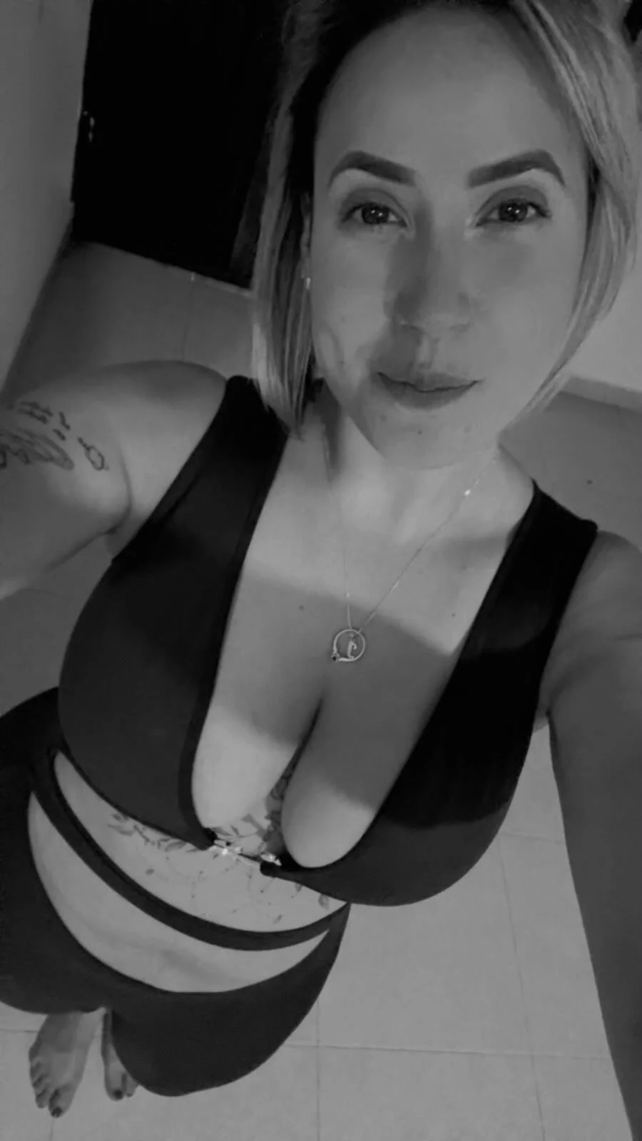 XXX Porn Photo of Nude camila_duarte__ 1