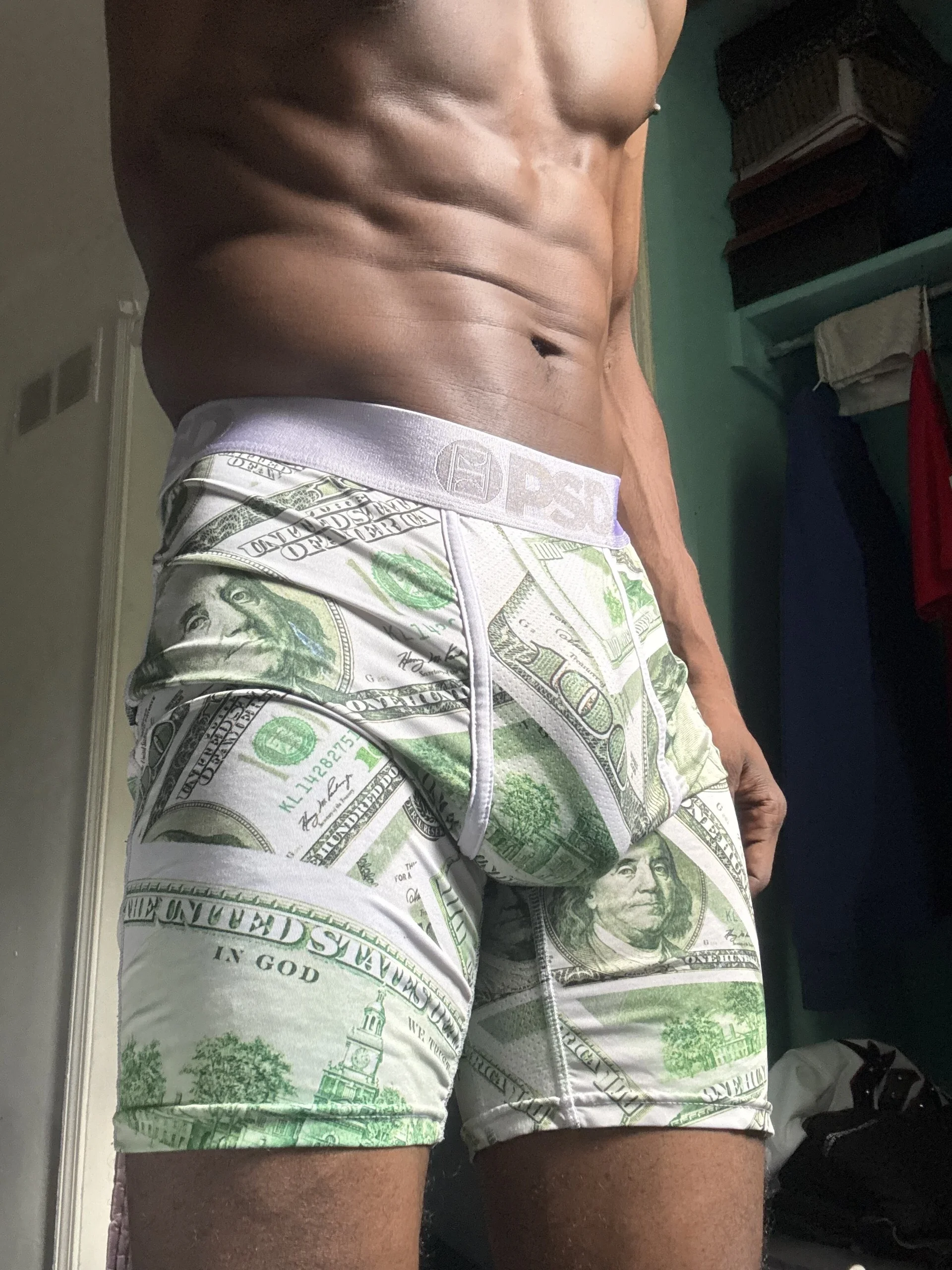 XXX Porn Photo of Nude Pussypounder_10 5