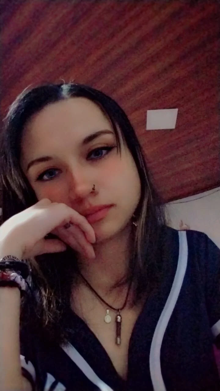 XXX Porn Photo of Nude alexandra_bluecm 7