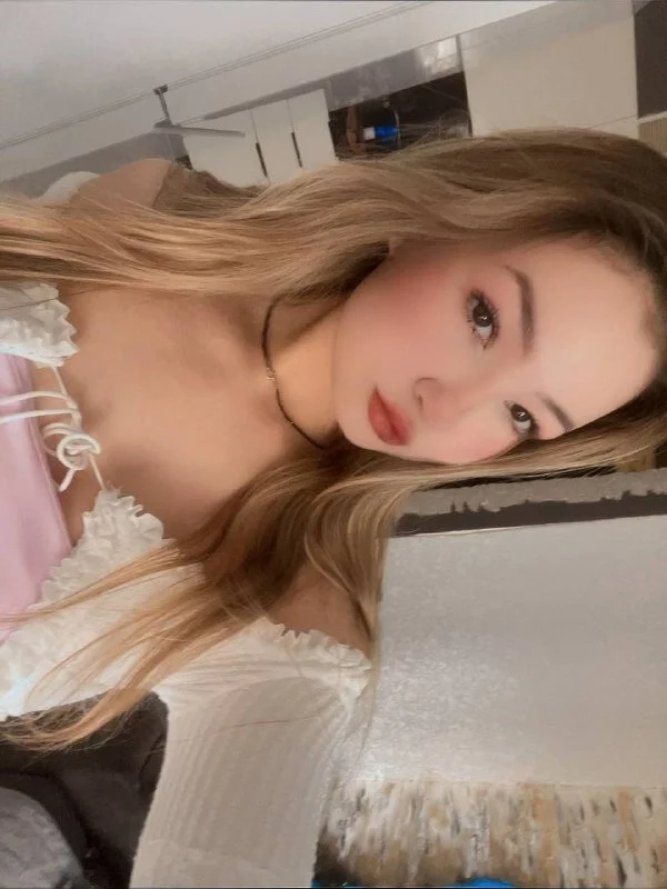 XXX Porn Photo of Nude MerandaBlosom 1