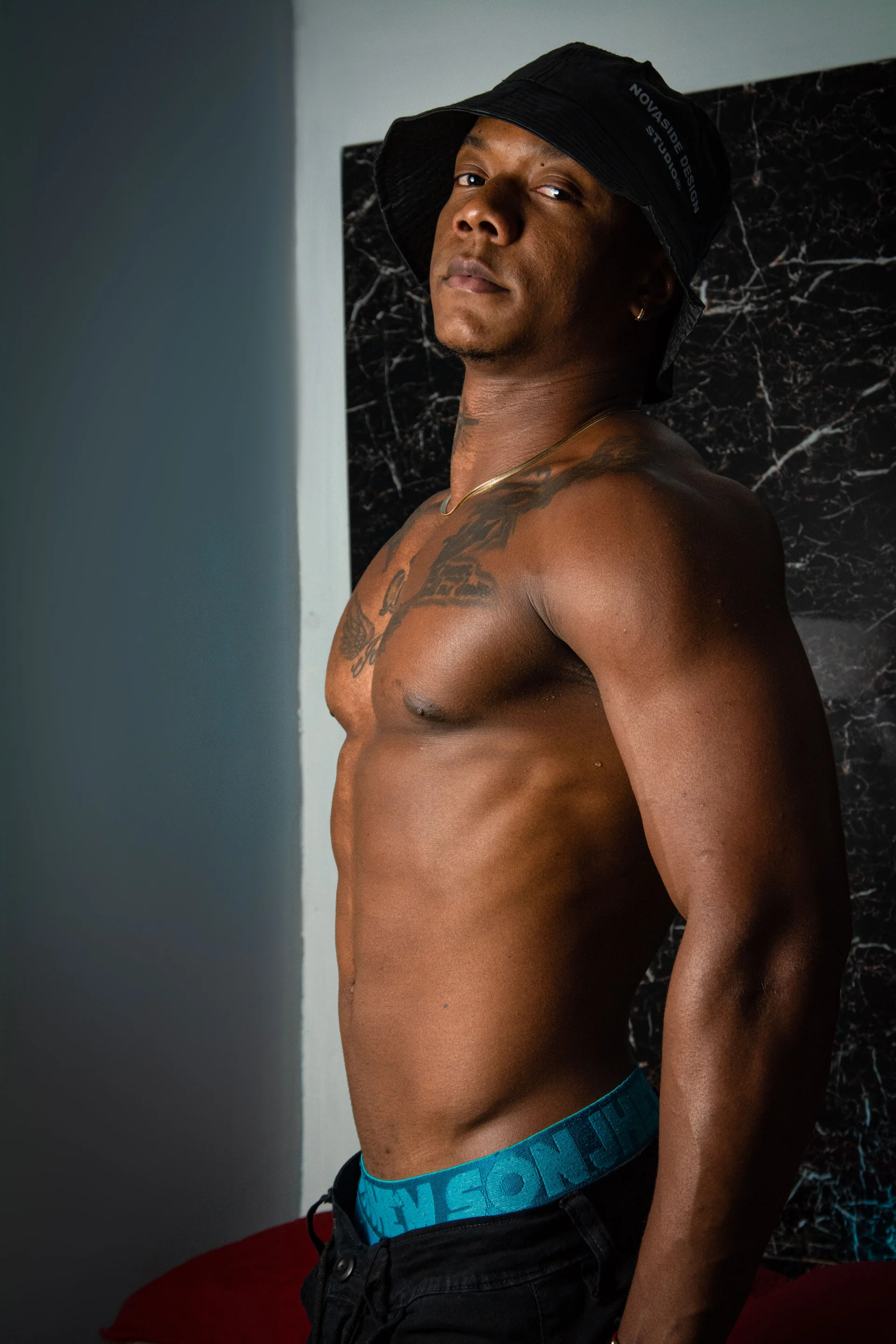 XXX Porn Photo of Nude ronnie_7777 36