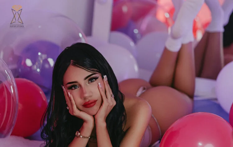 XXX Porn Photo of Nude Misslinda_ 14