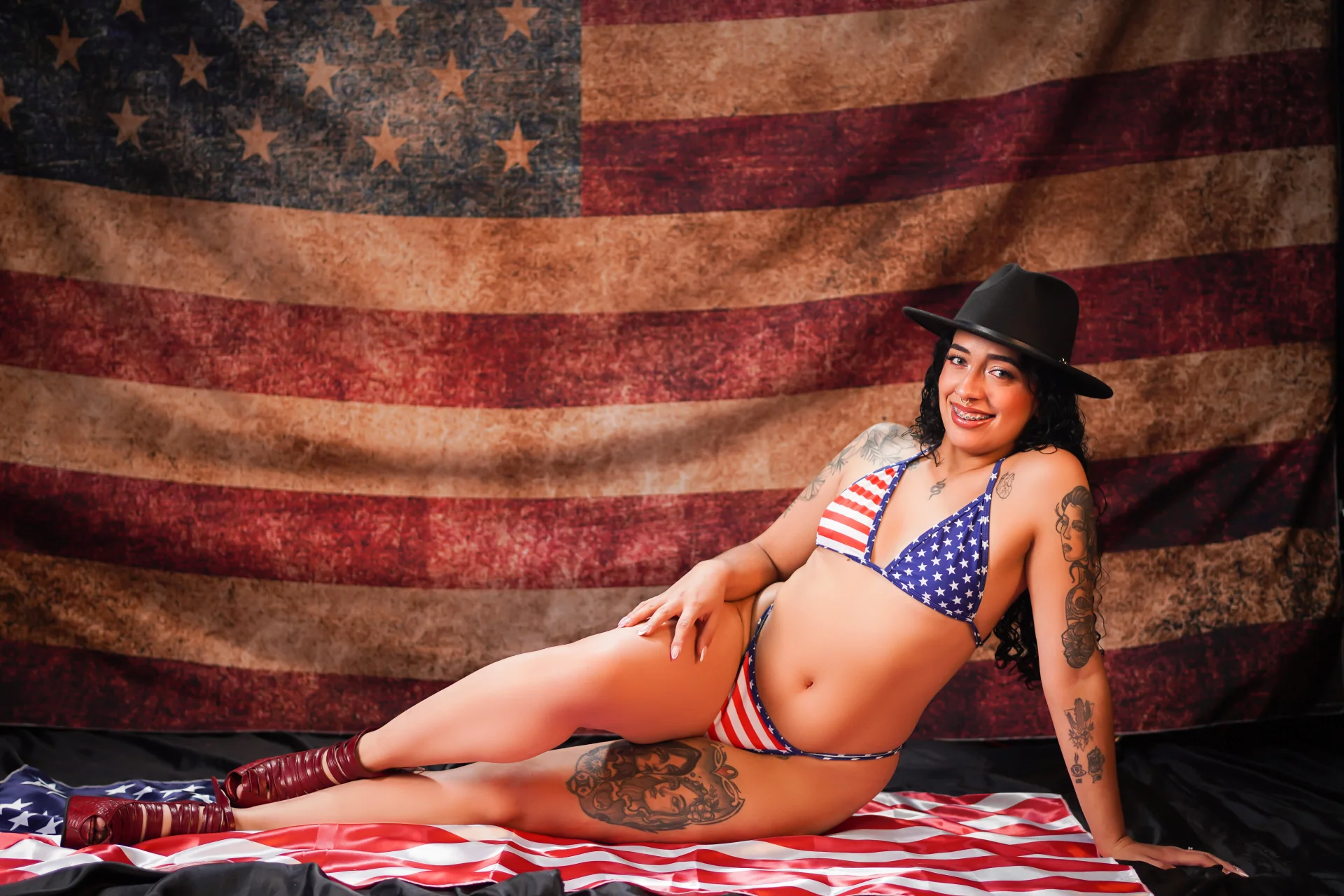 XXX Porn Photo of Nude Magic_ivone 32