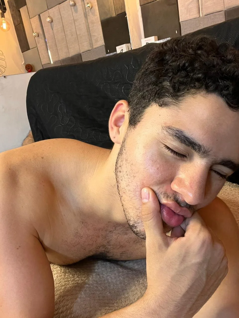XXX Porn Photo of Nude LiamNovak 35