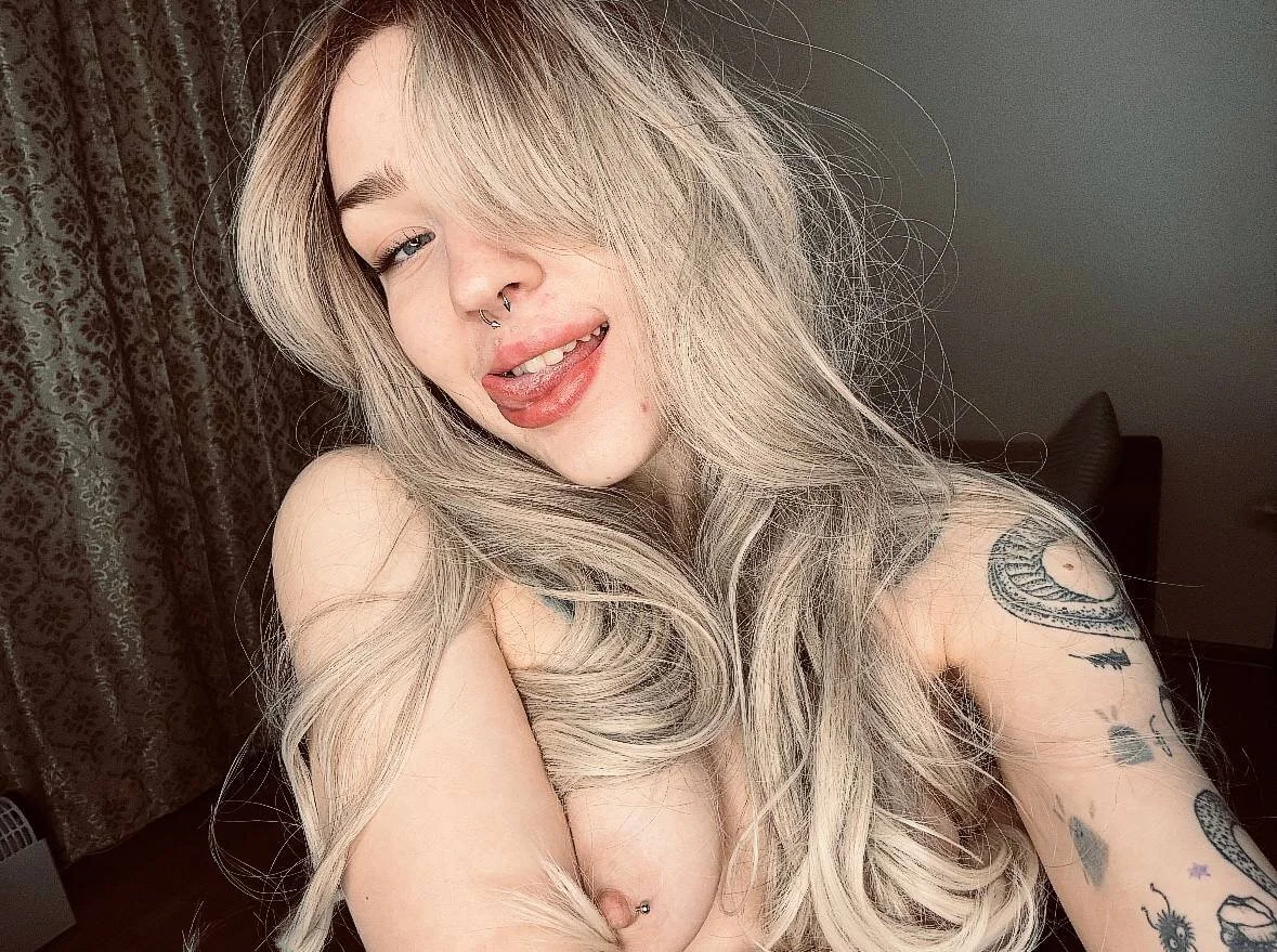 XXX Porn Photo of Nude sohrnycouple 15