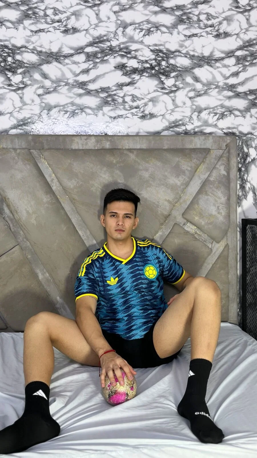 XXX Porn Photo of Nude GoldenBoyM 38