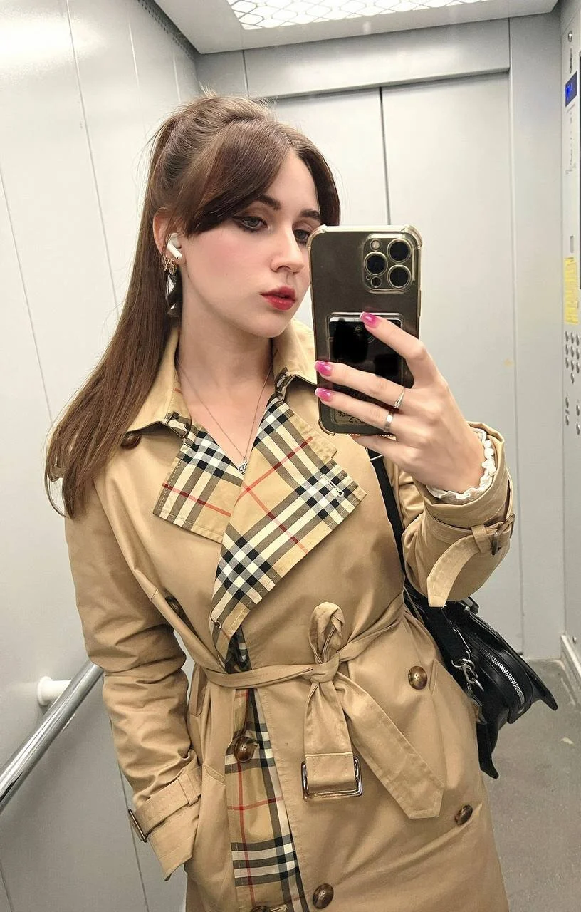 XXX Porn Photo of Nude AliceCharmy 1