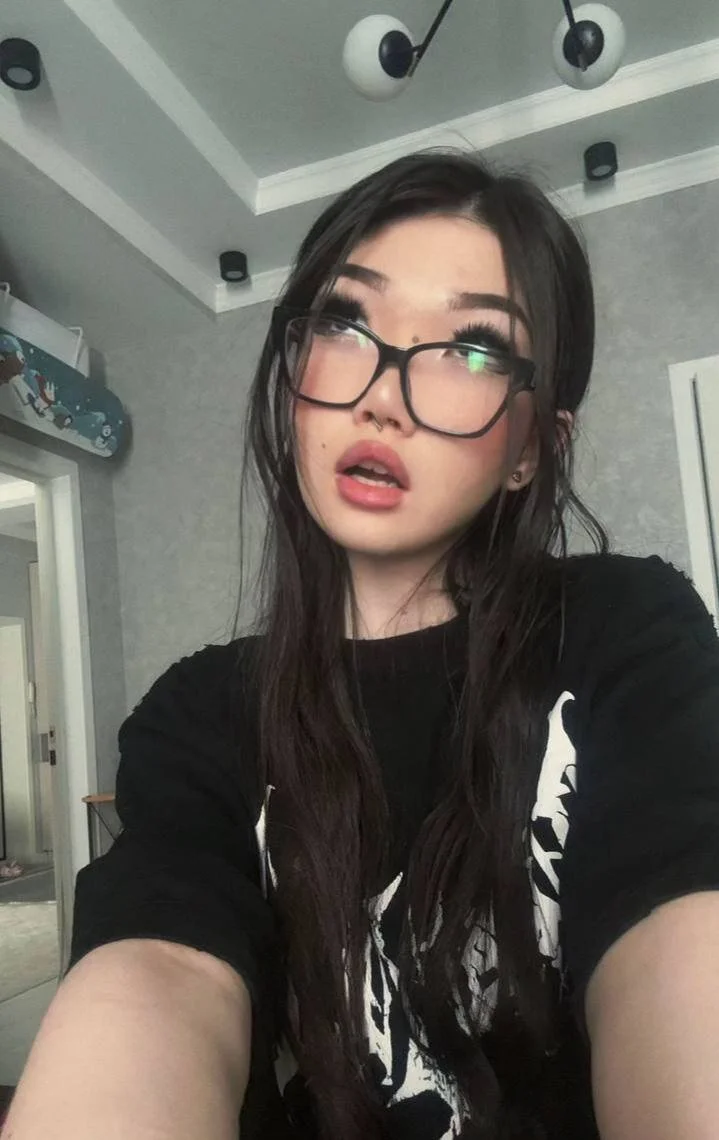 XXX Porn Photo of Nude kum1k0 3