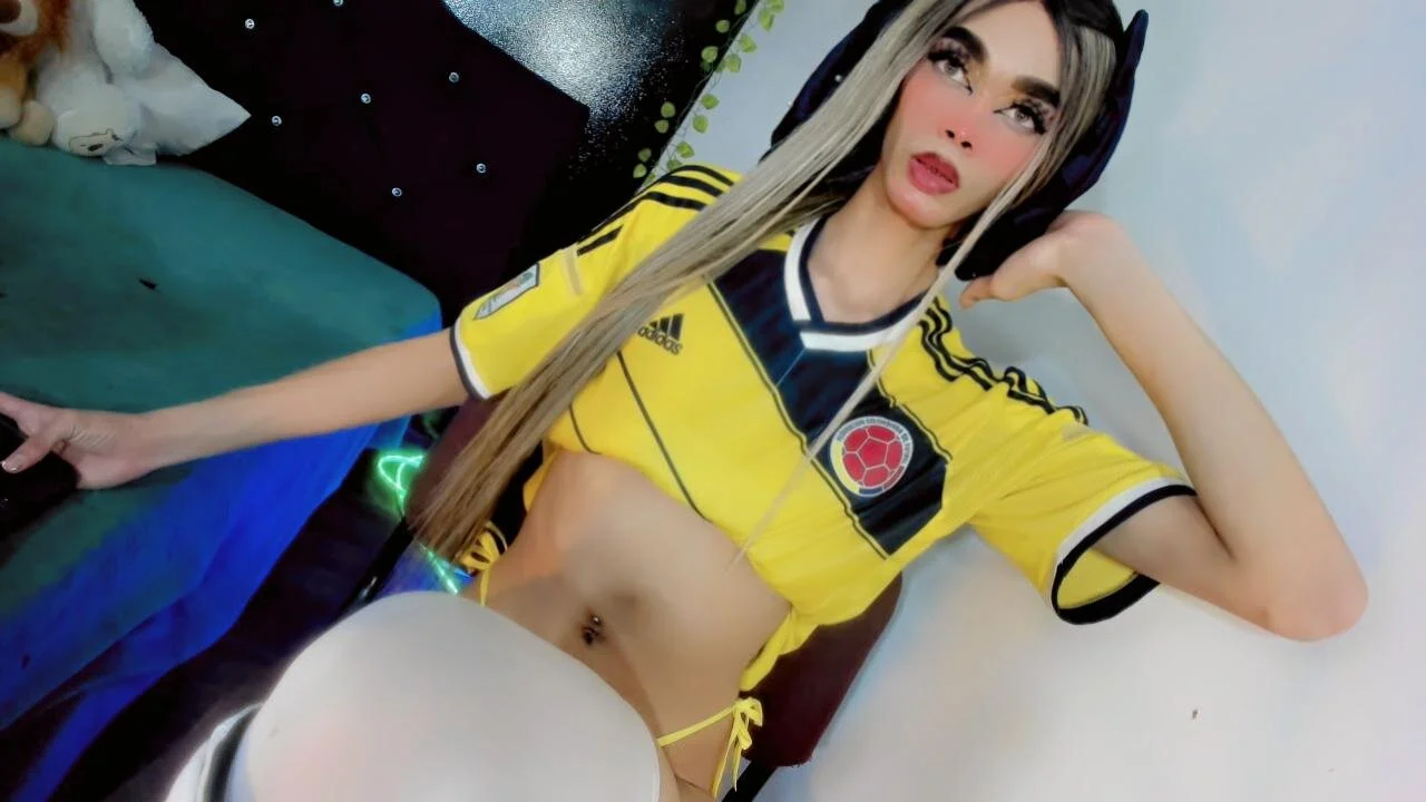 XXX Porn Photo of Nude cami_valkyrie 5