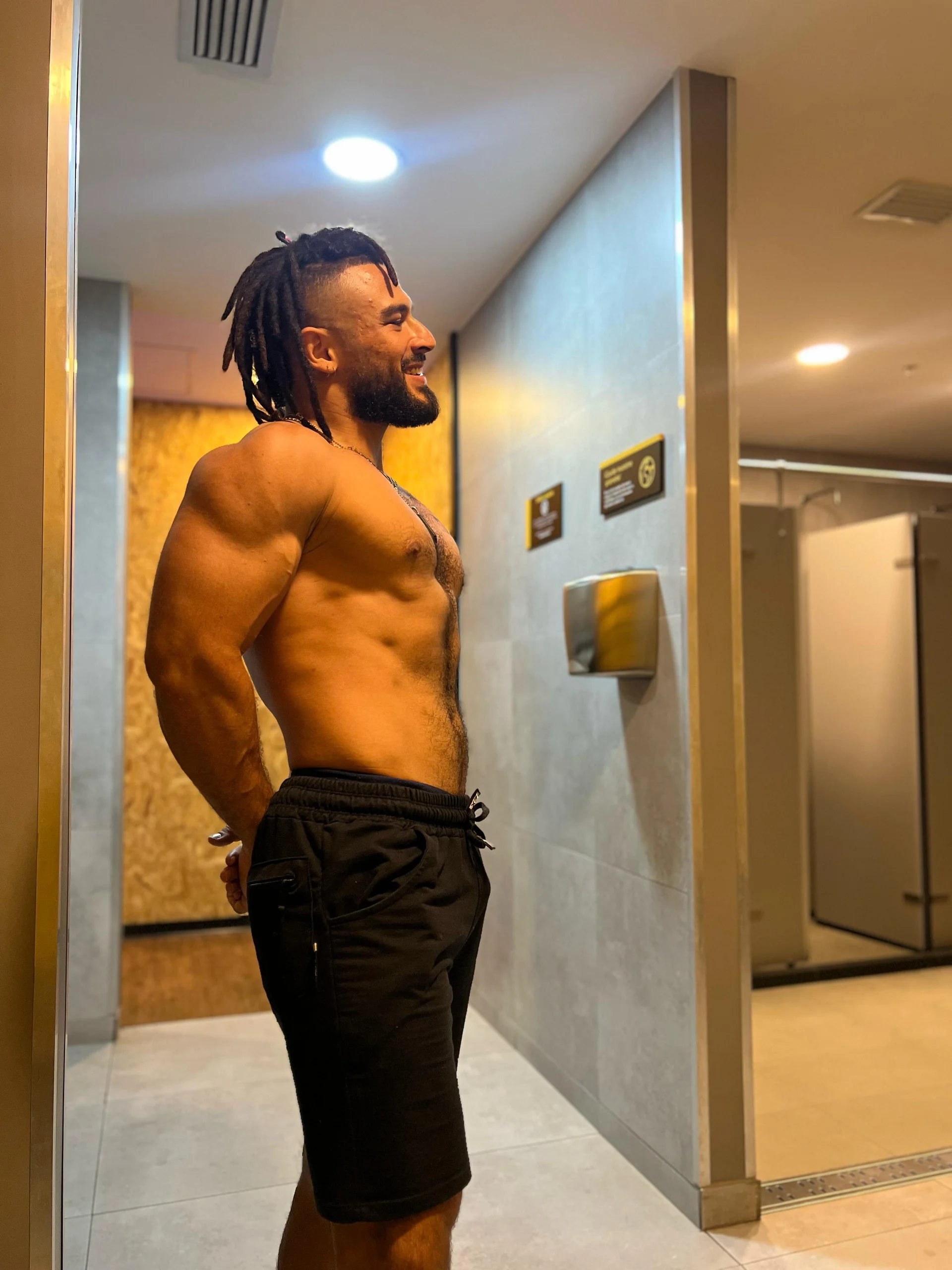 XXX Porn Photo of Nude Louis_marley__ 52
