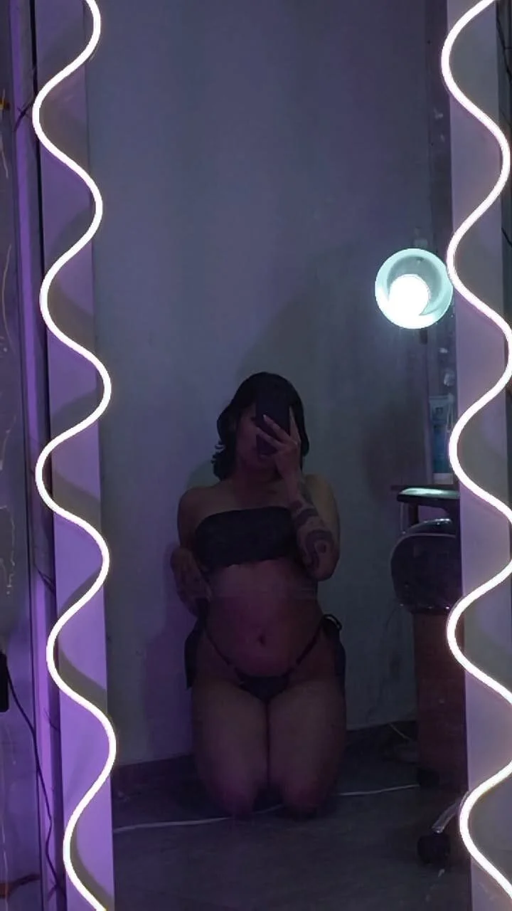 XXX Porn Photo of Nude PEACHY_TAY 80