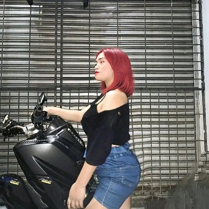 XXX Porn Photo of Nude ur_babyjamella 21