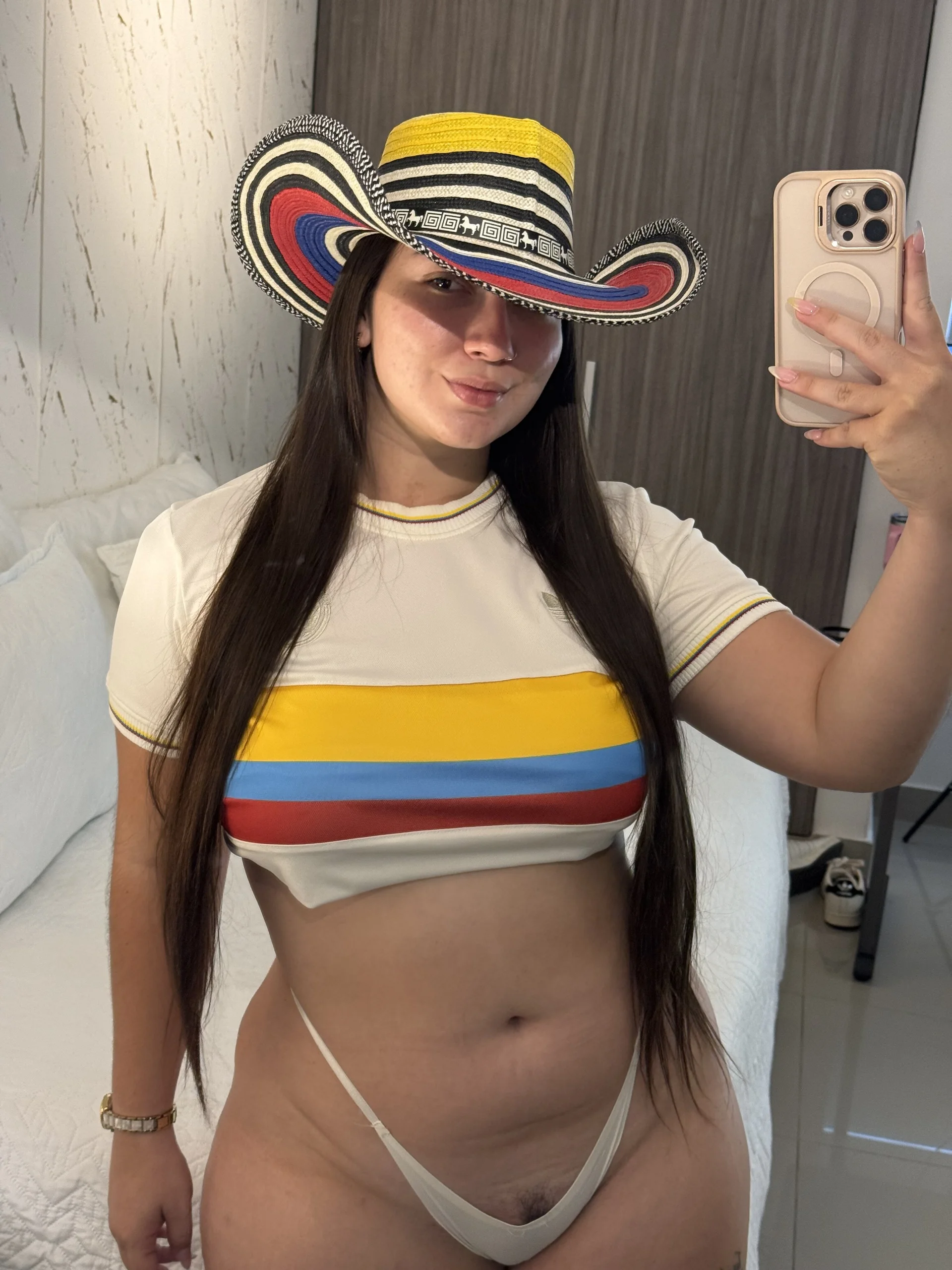 XXX Porn Photo of Nude ava_blue 157