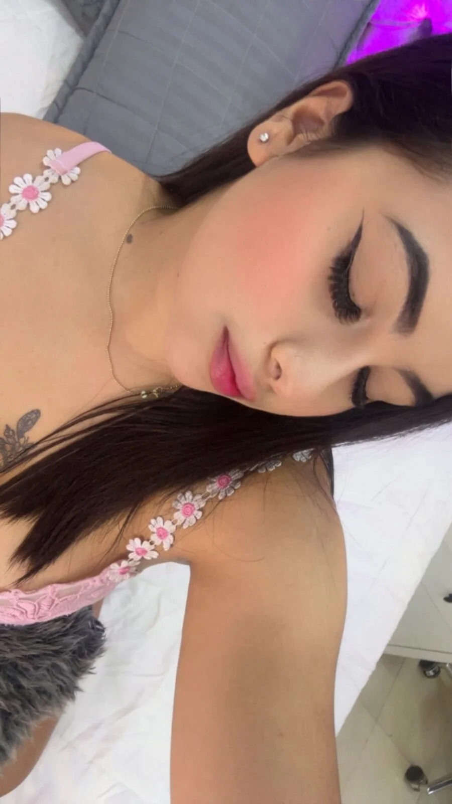 XXX Porn Photo of Nude NicolMillerr_ 17