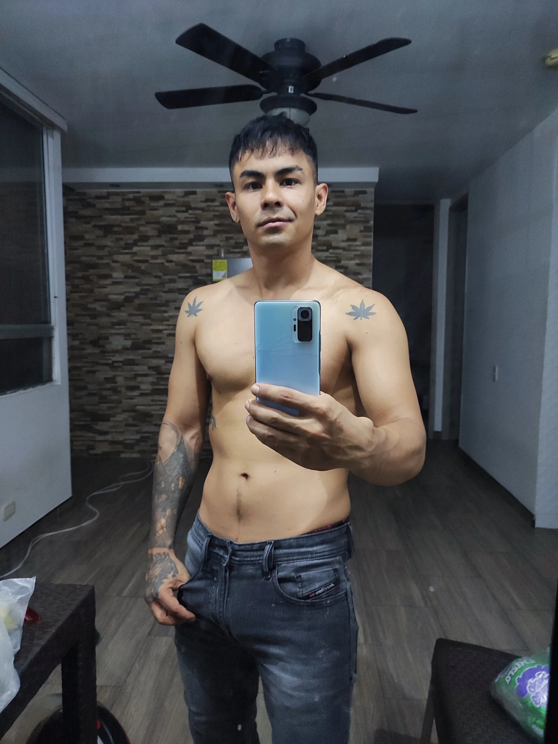 XXX Porn Photo of Nude lonelydick2002 22