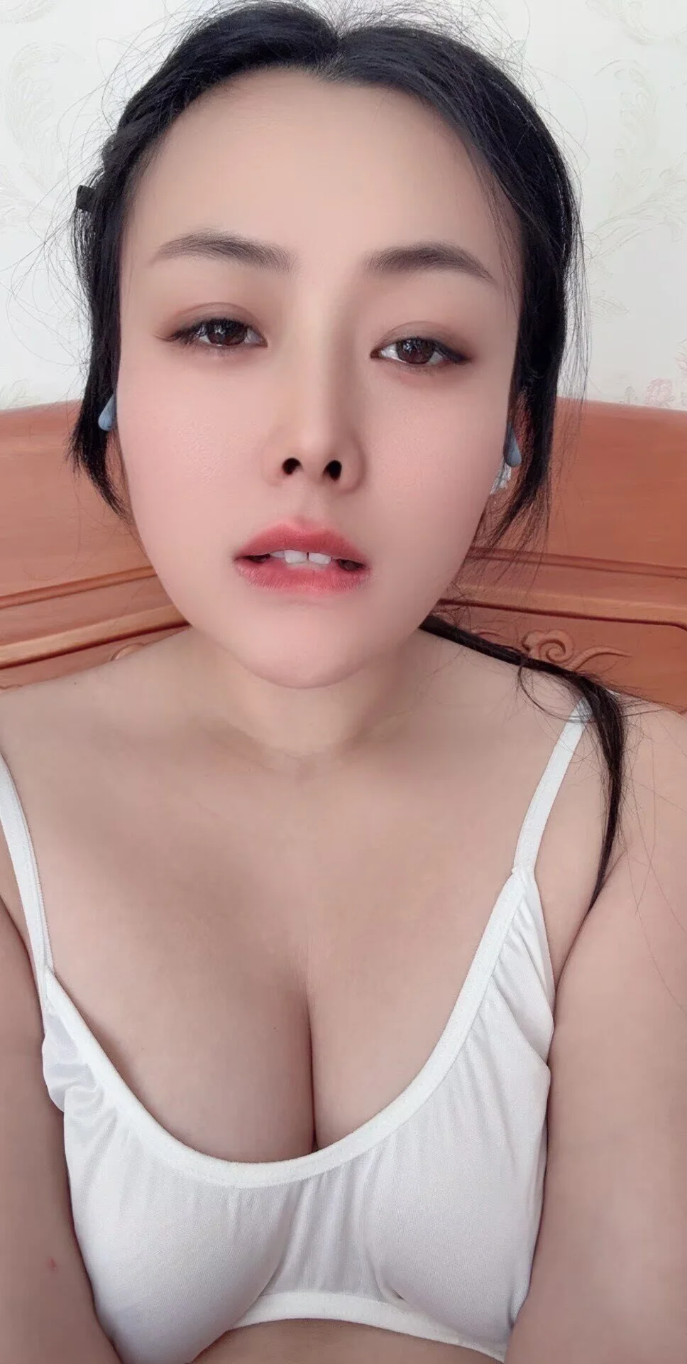 XXX Porn Photo of Nude Liuqi- 4