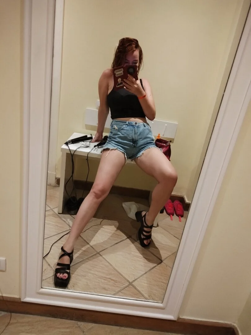 XXX Porn Photo of Nude _miss_ella_ 6