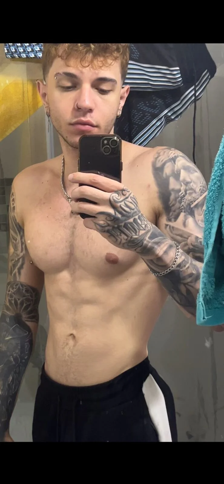 XXX Porn Photo of Nude jacobelijah11 3