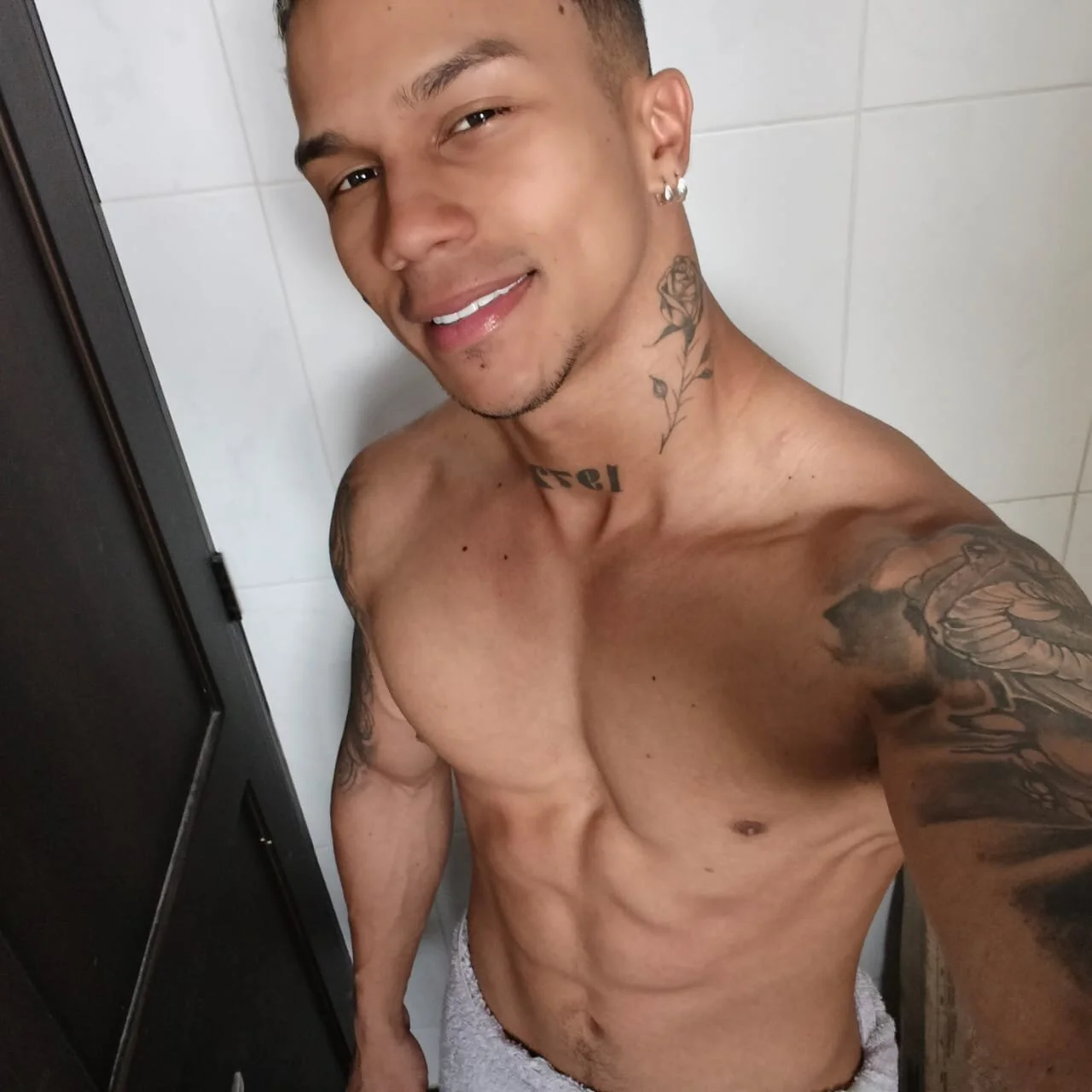 XXX Porn Photo of Nude Leonard_Price 26