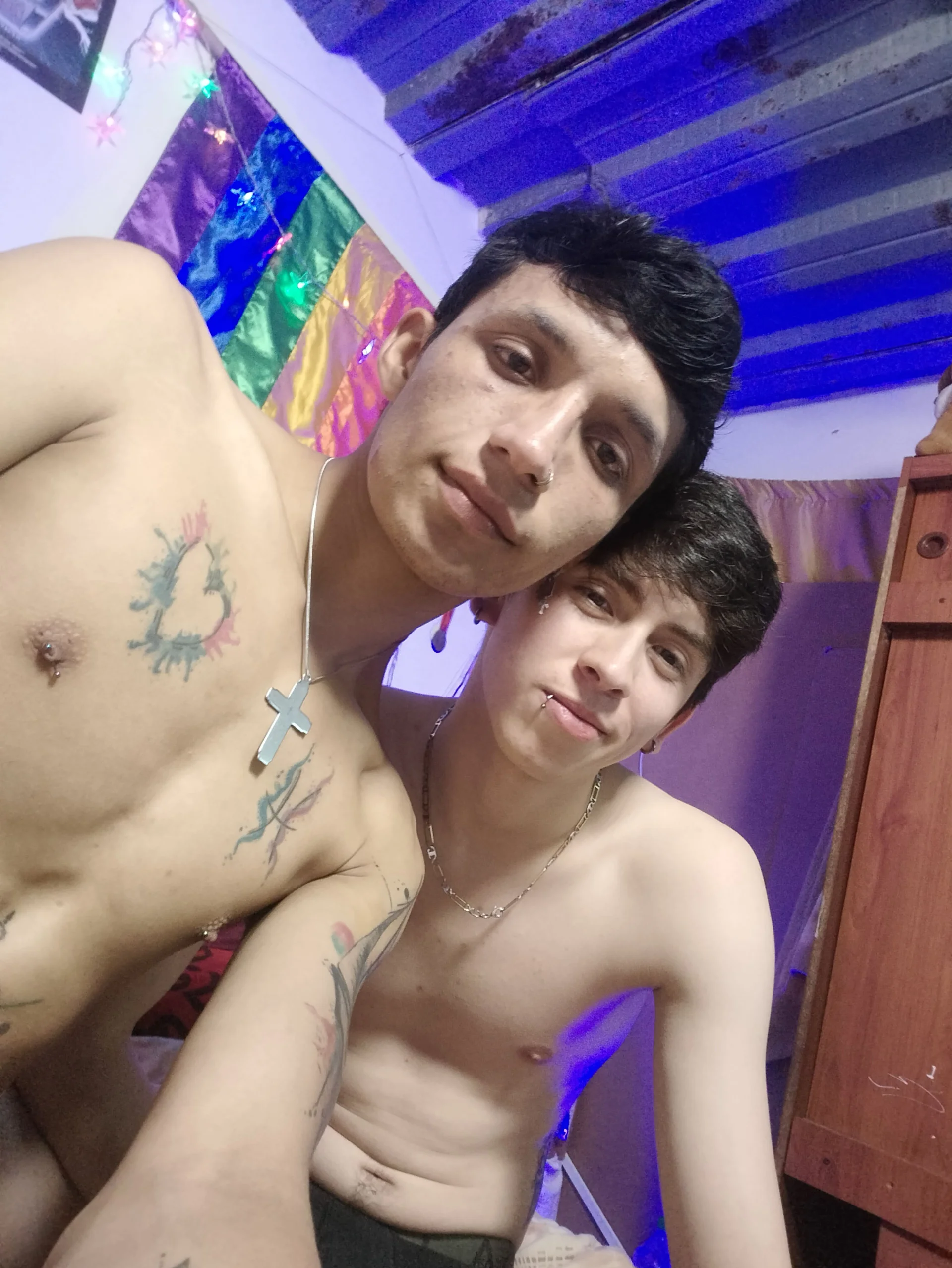 XXX Porn Photo of Nude Little_sunshine_squad 1