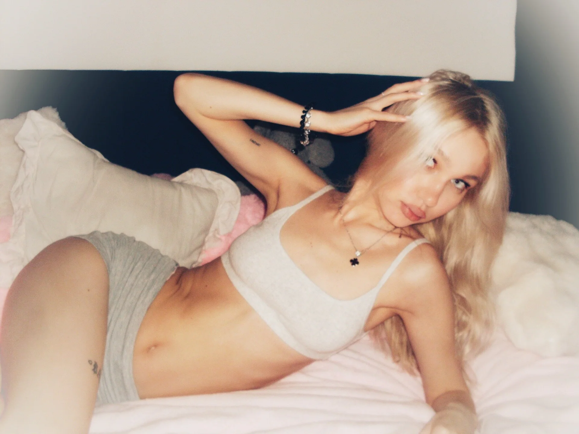 XXX Porn Photo of Nude cuteleraay 3