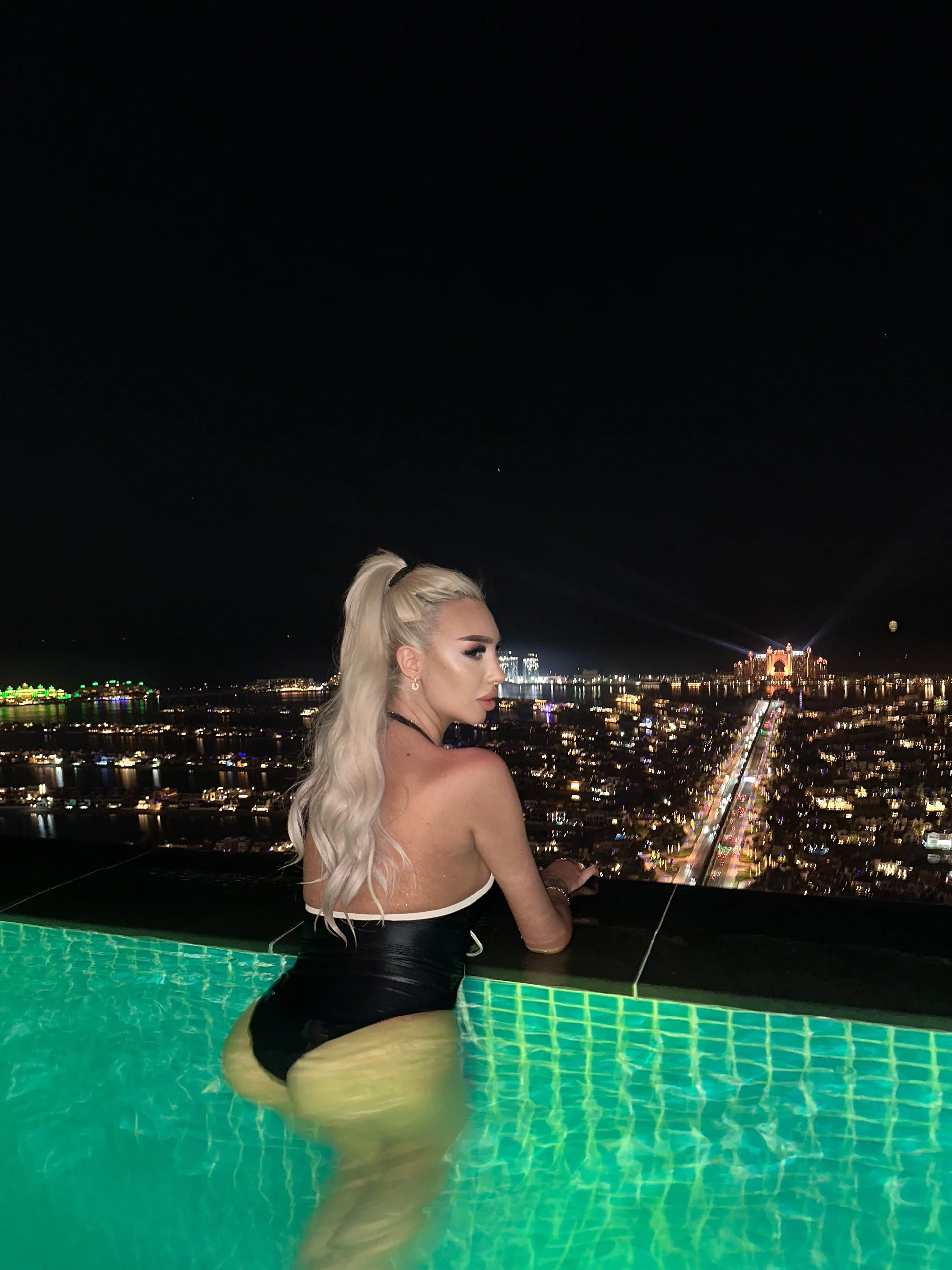 XXX Porn Photo of Nude LunaVibes_ 9