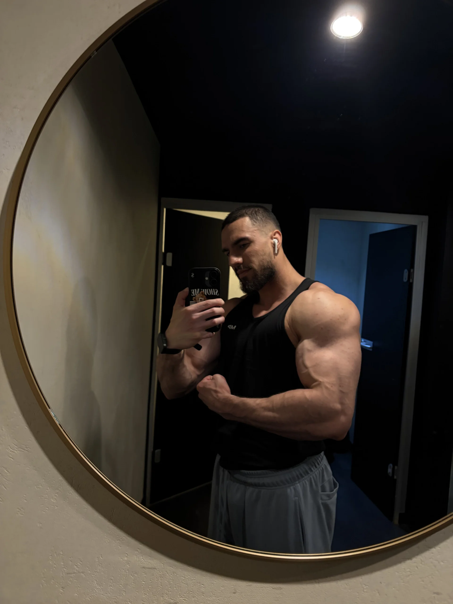 XXX Porn Photo of Nude IvanHydee 3