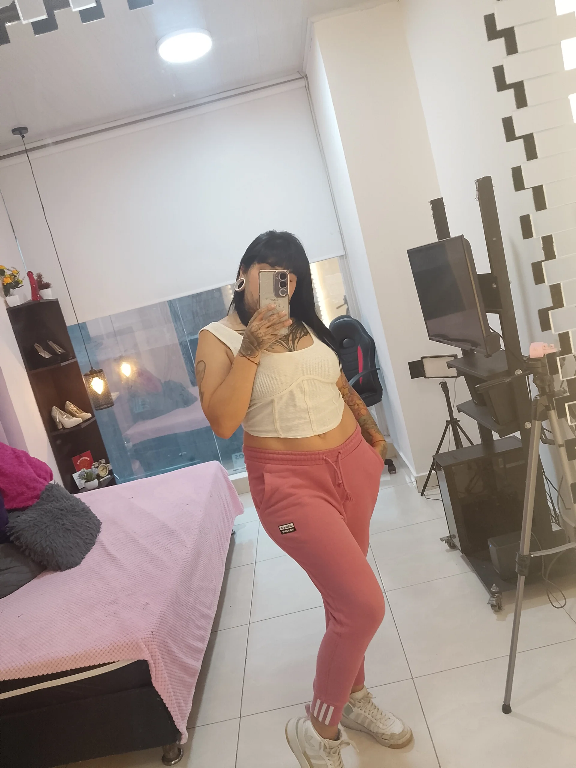 XXX Porn Photo of Nude lilithdemony 2