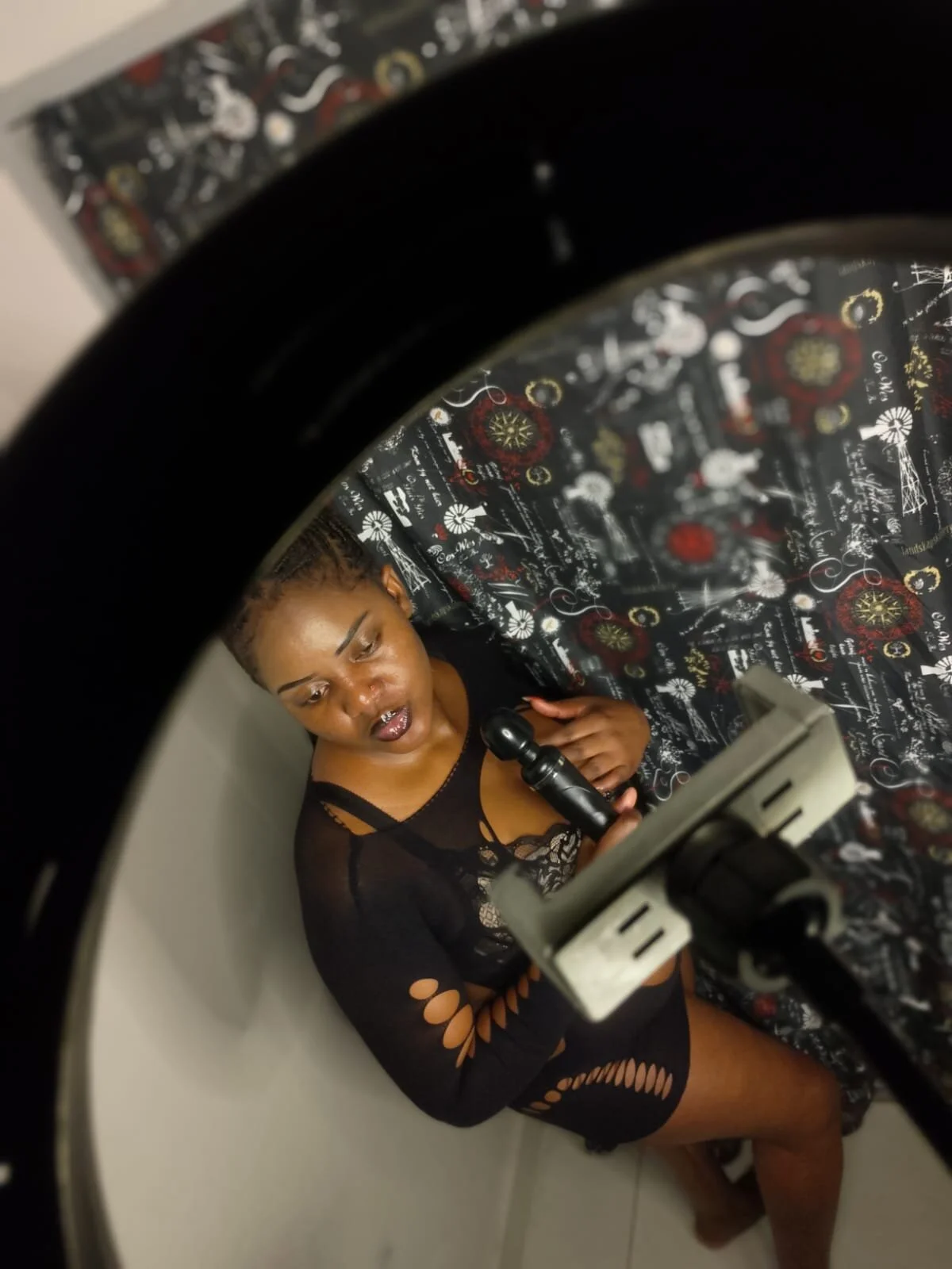 XXX Porn Photo of Nude QueenBae_53 2