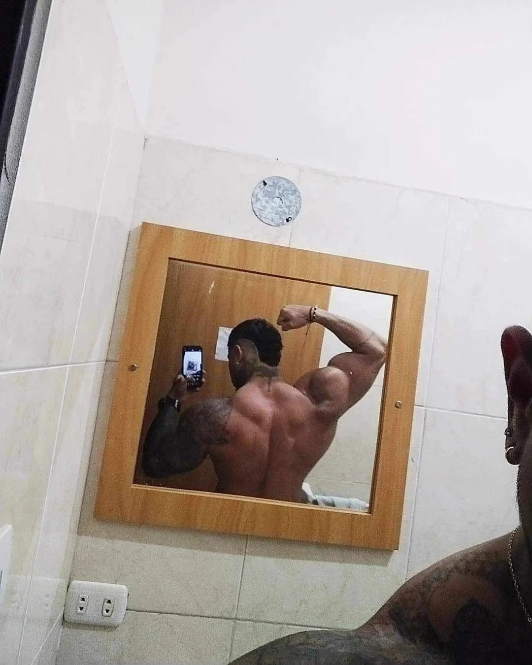 XXX Porn Photo of Nude sr_fuerte 3