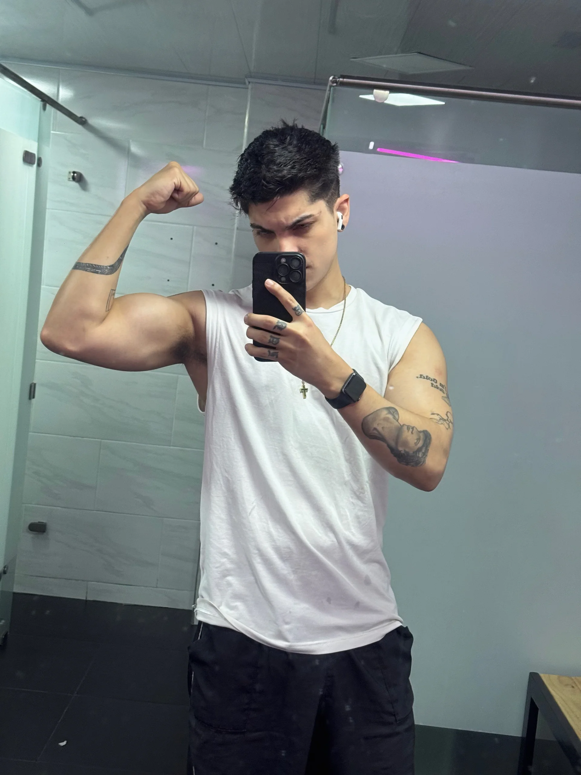 XXX Porn Photo of Nude charlie_hotxxx 18