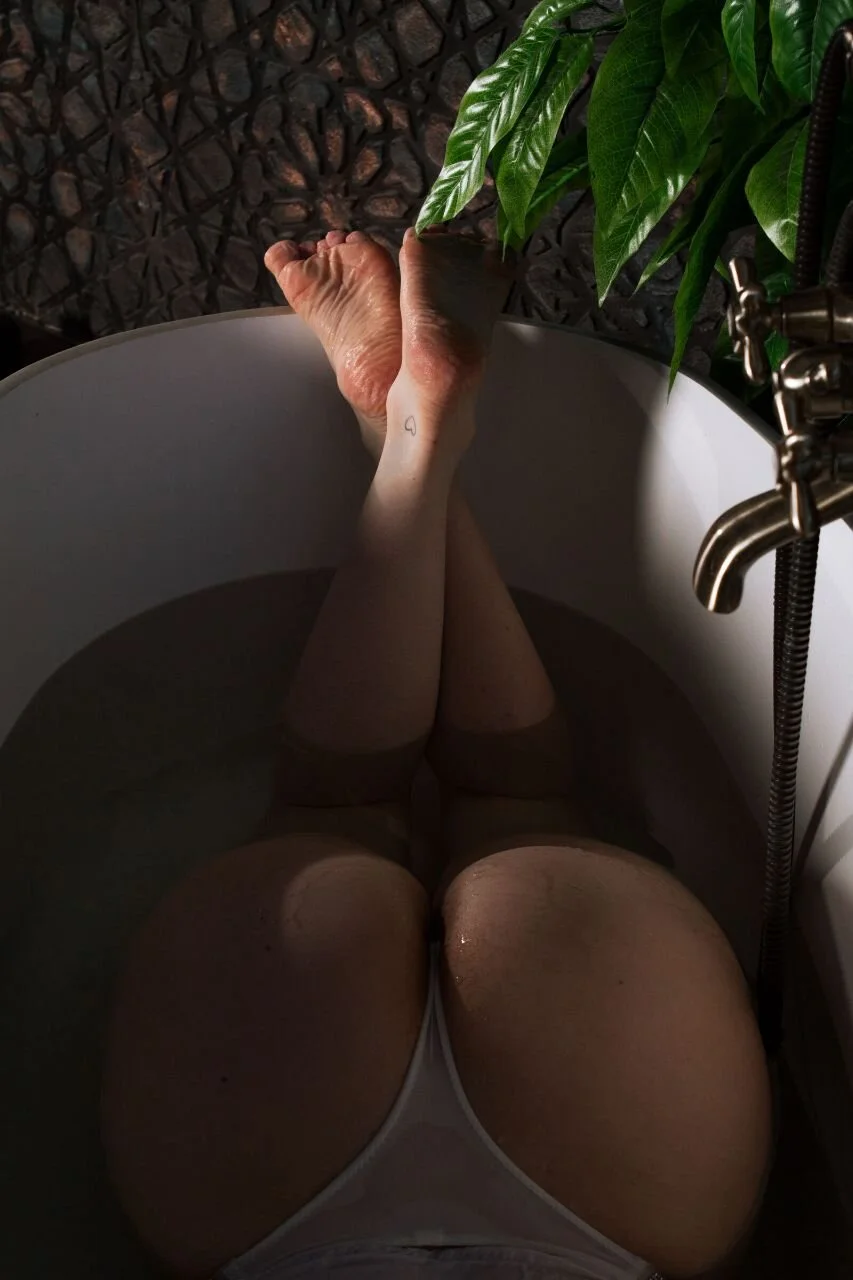 XXX Porn Photo of Nude AdelShow 6