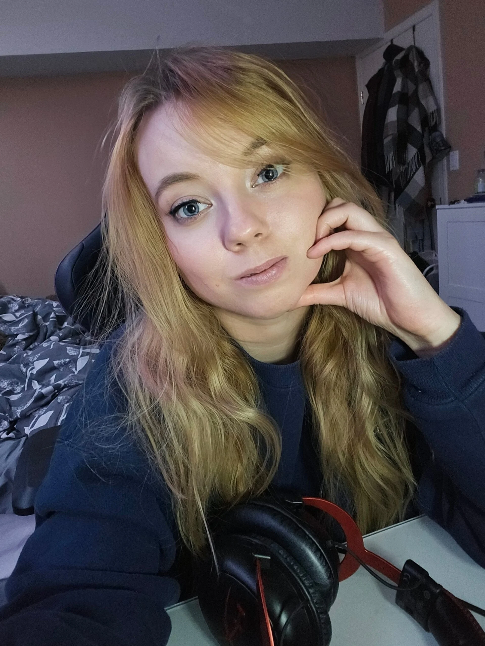 XXX Porn Photo of Nude ShySweetheart 5