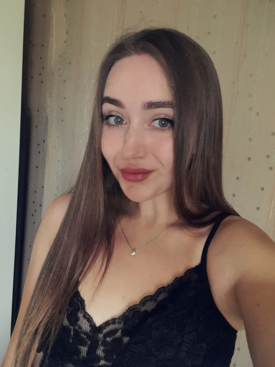 XXX Porn Photo of Nude EllinaSnow 2