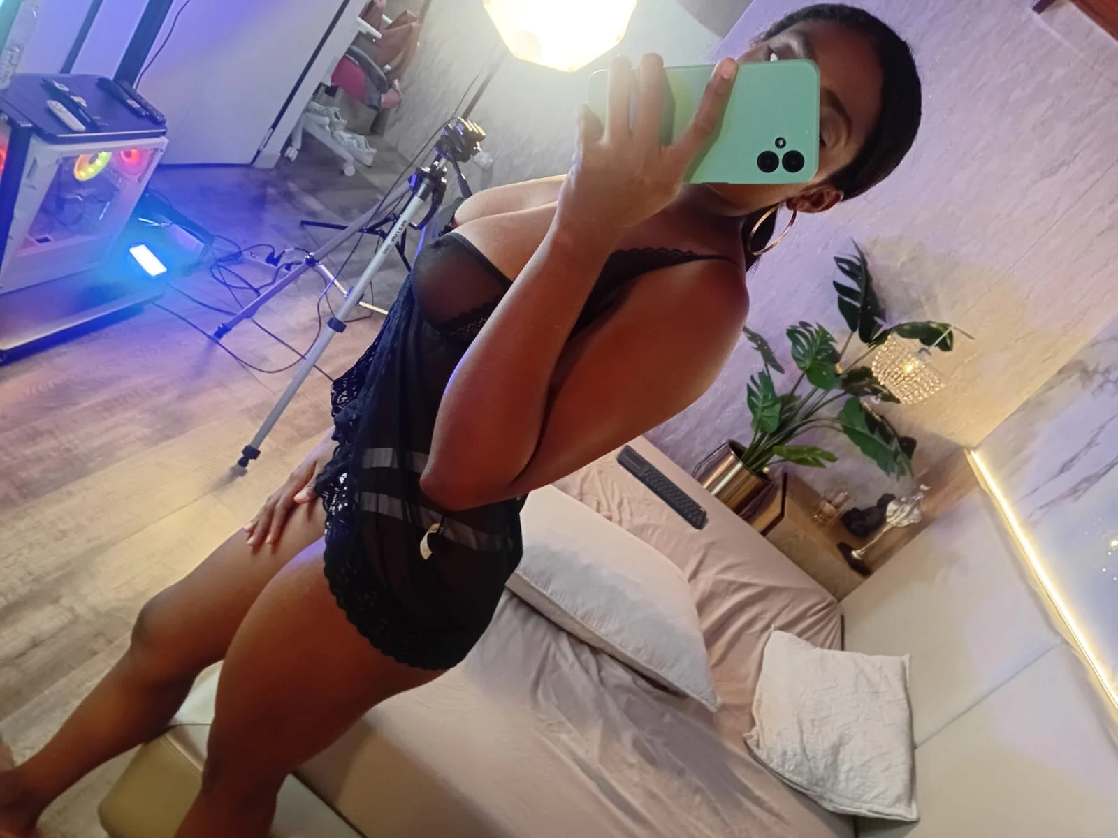 XXX Porn Photo of Nude Amaraa_Bliis 1