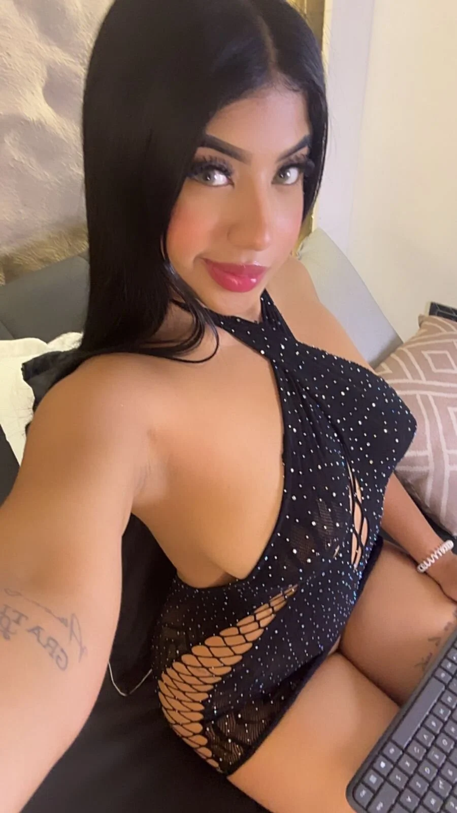 XXX Porn Photo of Nude Naomy_gyal 65