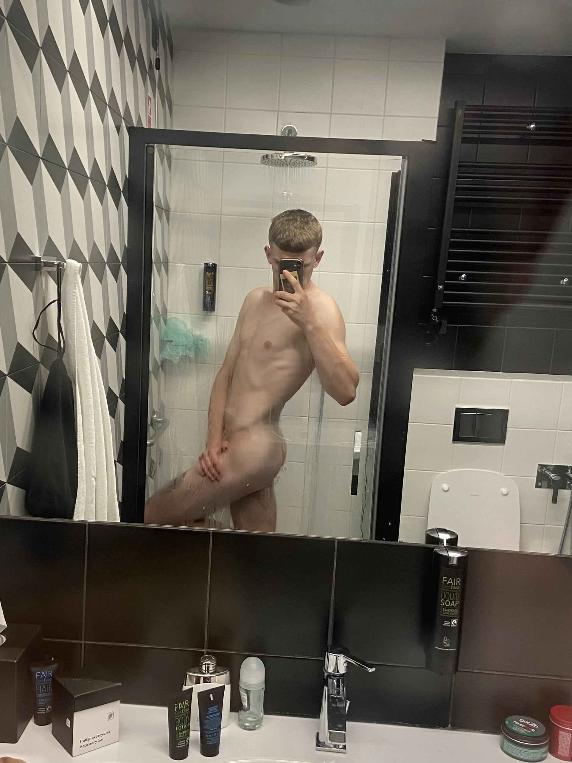 XXX Porn Photo of Nude _whitenight_ 1