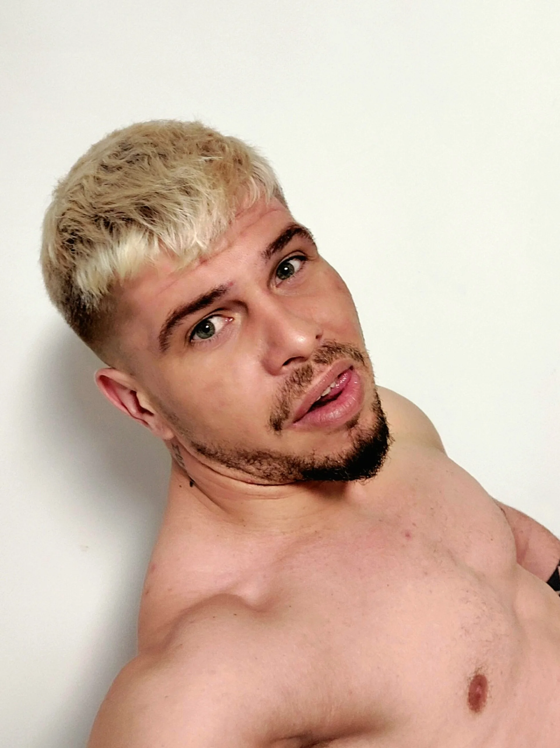 XXX Porn Photo of Nude Johnnyhaker 5