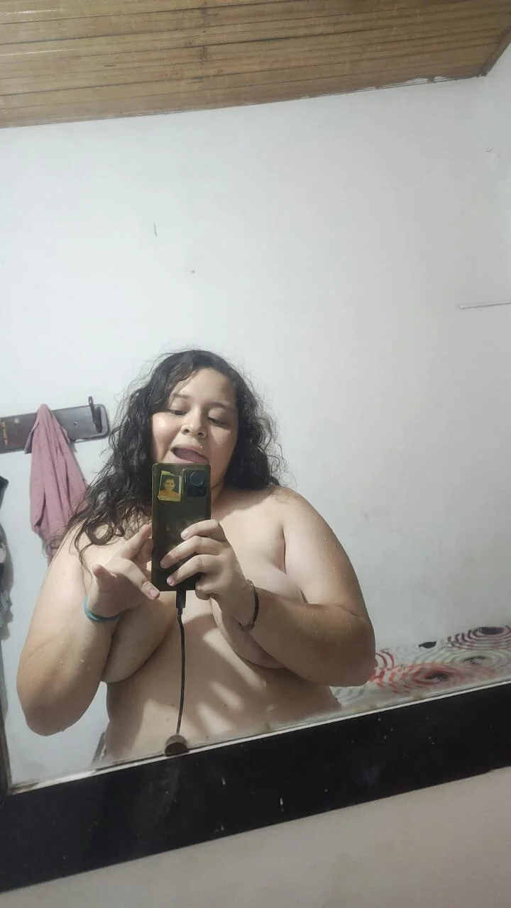 XXX Porn Photo of Nude Big_tits_gamer 27