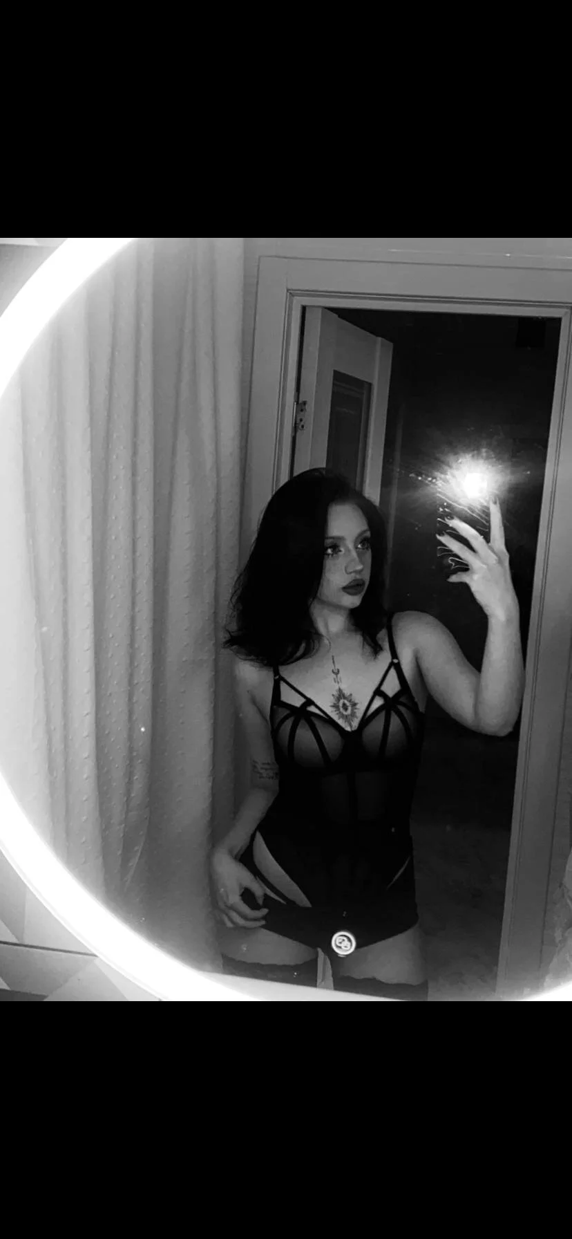 XXX Porn Photo of Nude RosyWhisper 15