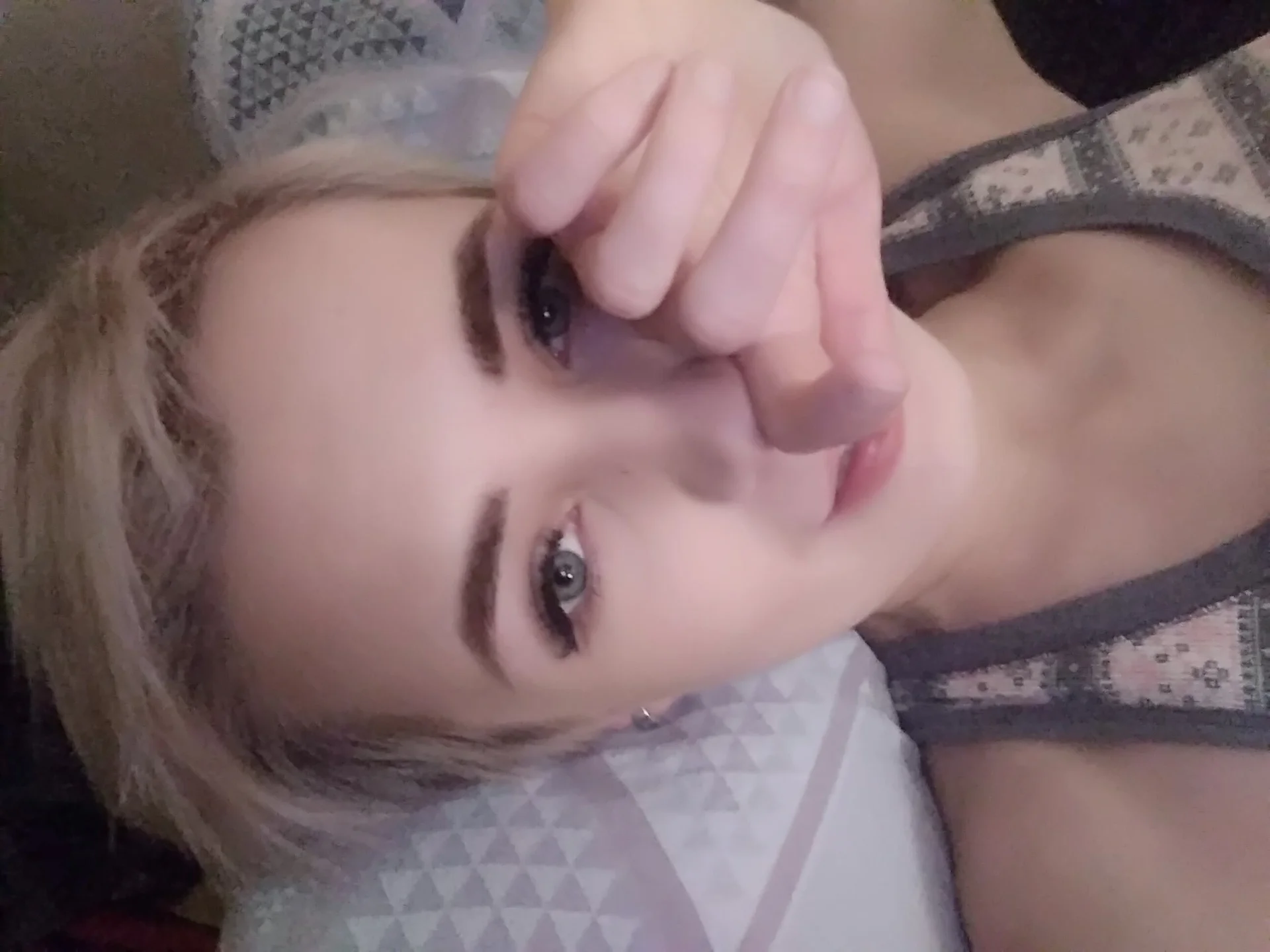 XXX Porn Photo of Nude bananya_kitty 6