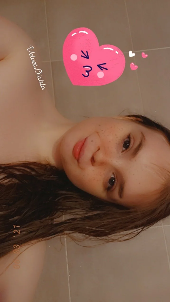 XXX Porn Photo of Nude VelvetDiablo 6