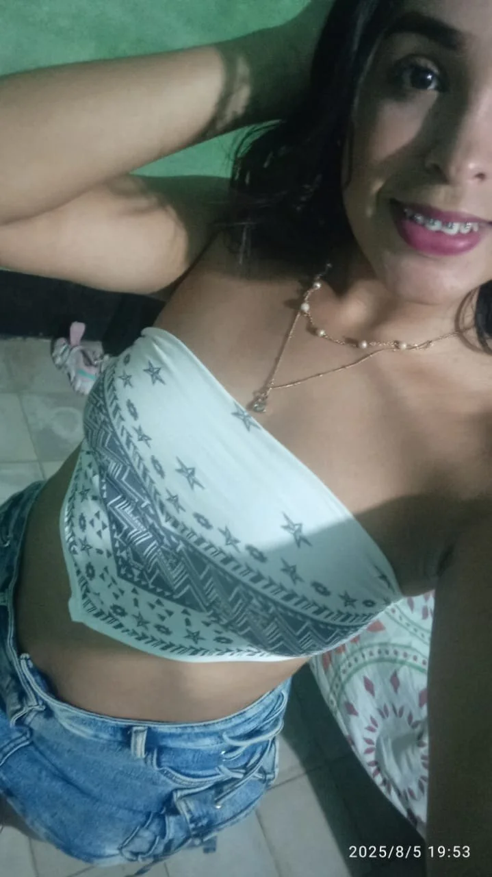 XXX Porn Photo of Nude smallkarlakarla 33