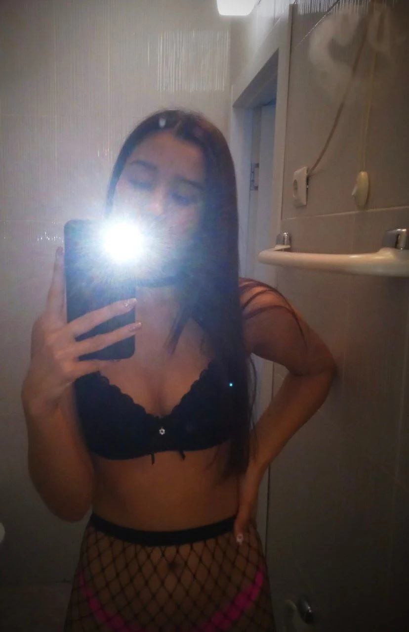 XXX Porn Photo of Nude Luna_Glow 8