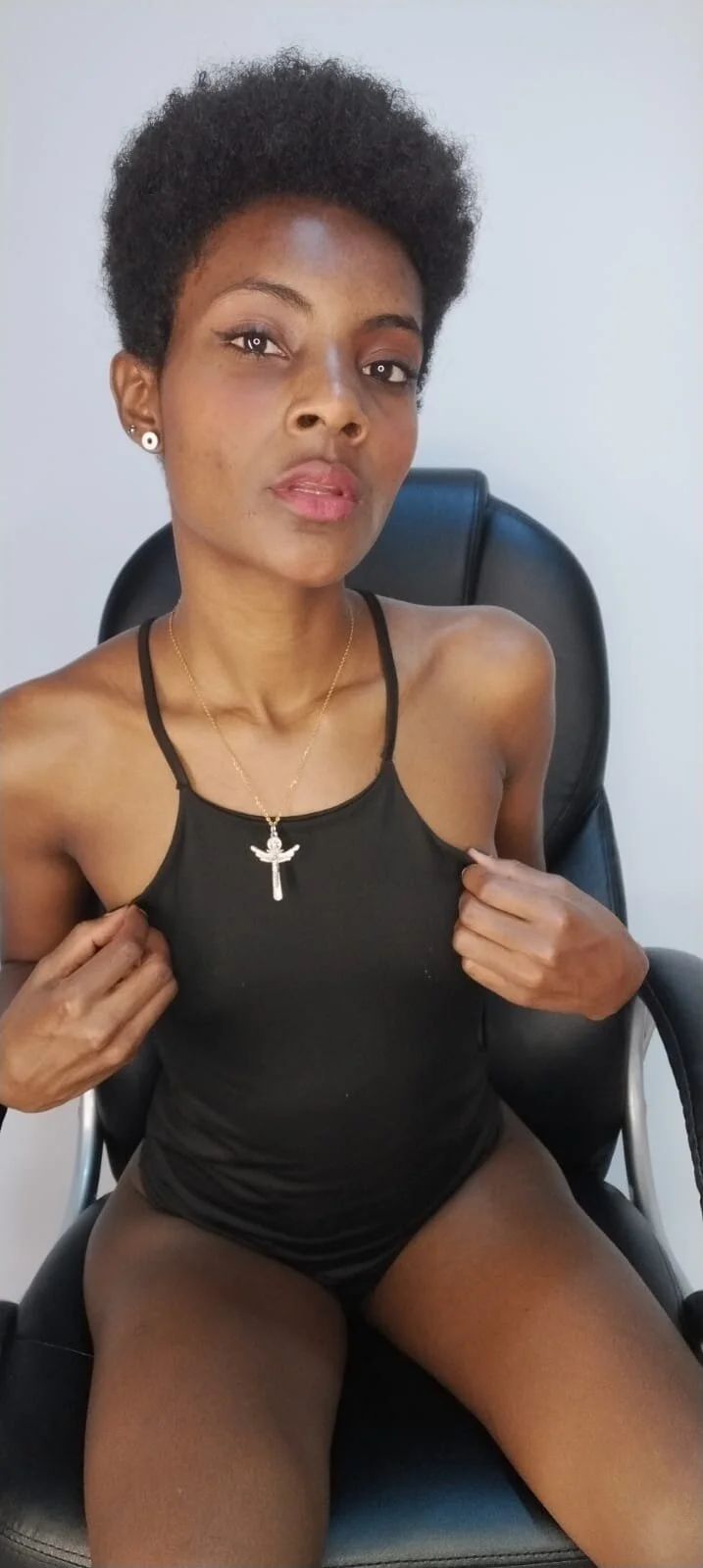 XXX Porn Photo of Nude kenya_stone_1 10