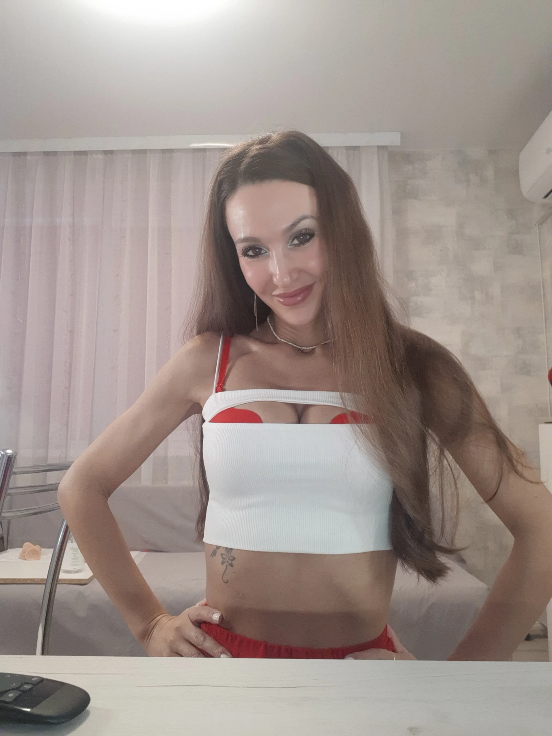 XXX Porn Photo of Nude DanaPerezX 38