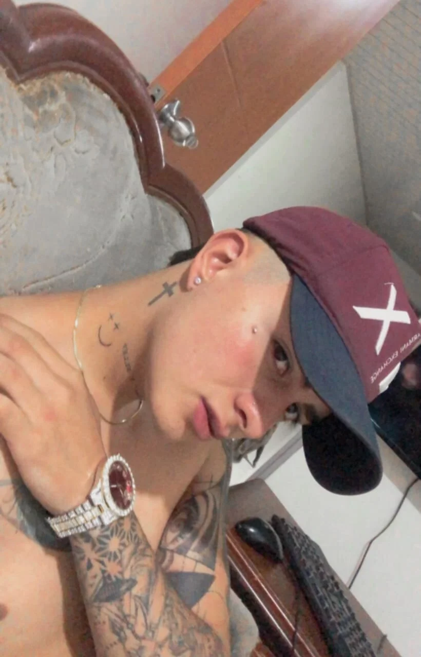 XXX Porn Photo of Nude santii_ss 5